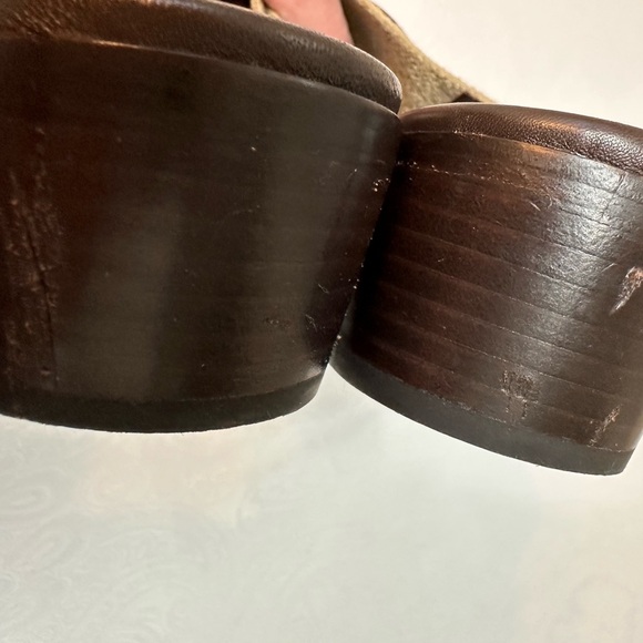 Donald J. Pliner Brown and Tan Sandals - Picture 11 of 11